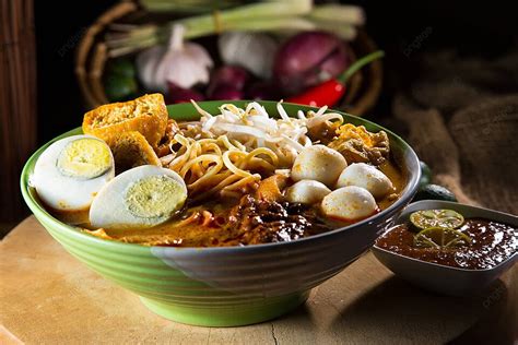  Laksa Johor: Ein süßer und würziger Tanz auf dem Gaumen!