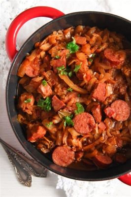  Mudanjiang-style Sauerkraut Stew: Eine köstliche Mischung aus herzhafter Würze und pikanten Aromen!